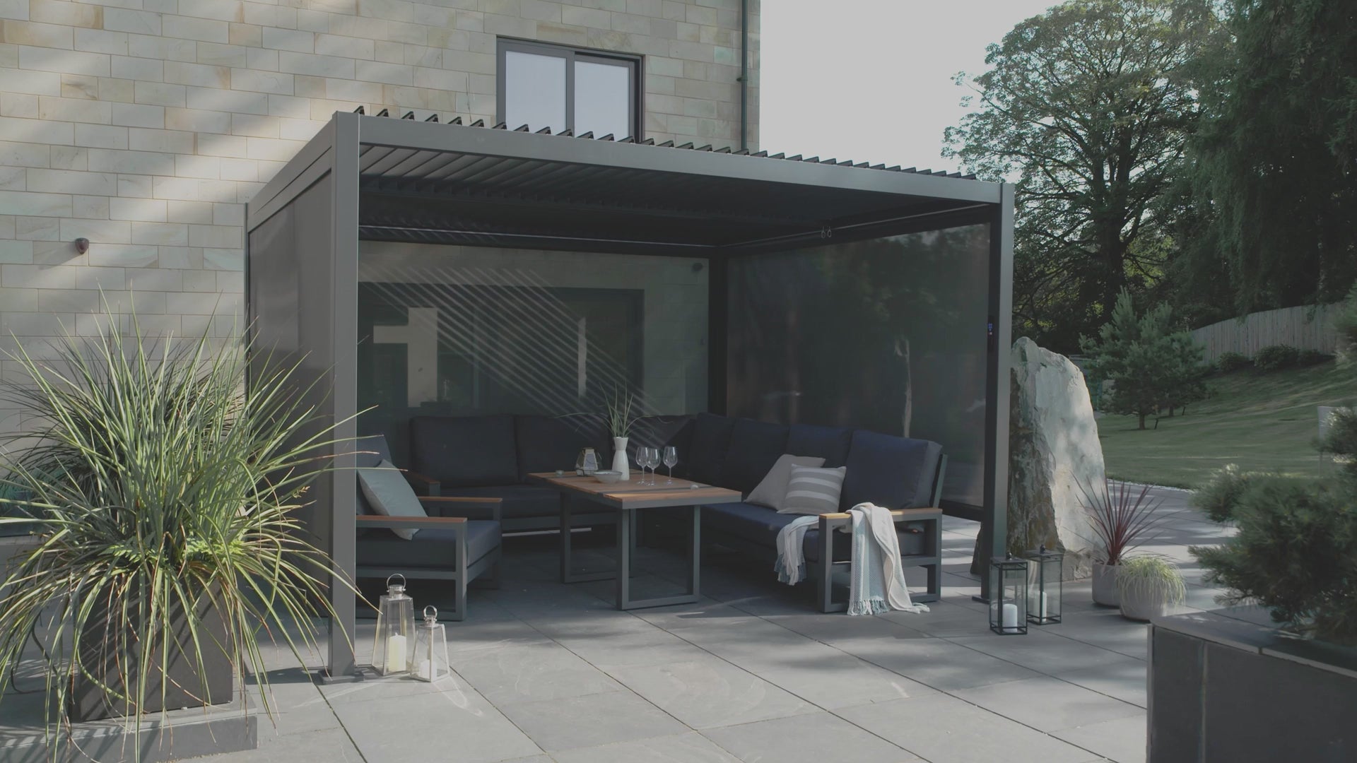 Royce Cube Aluminium Luxury Pergola with Solar LED Light Pack | Anthracite | 3 x 3 Metre